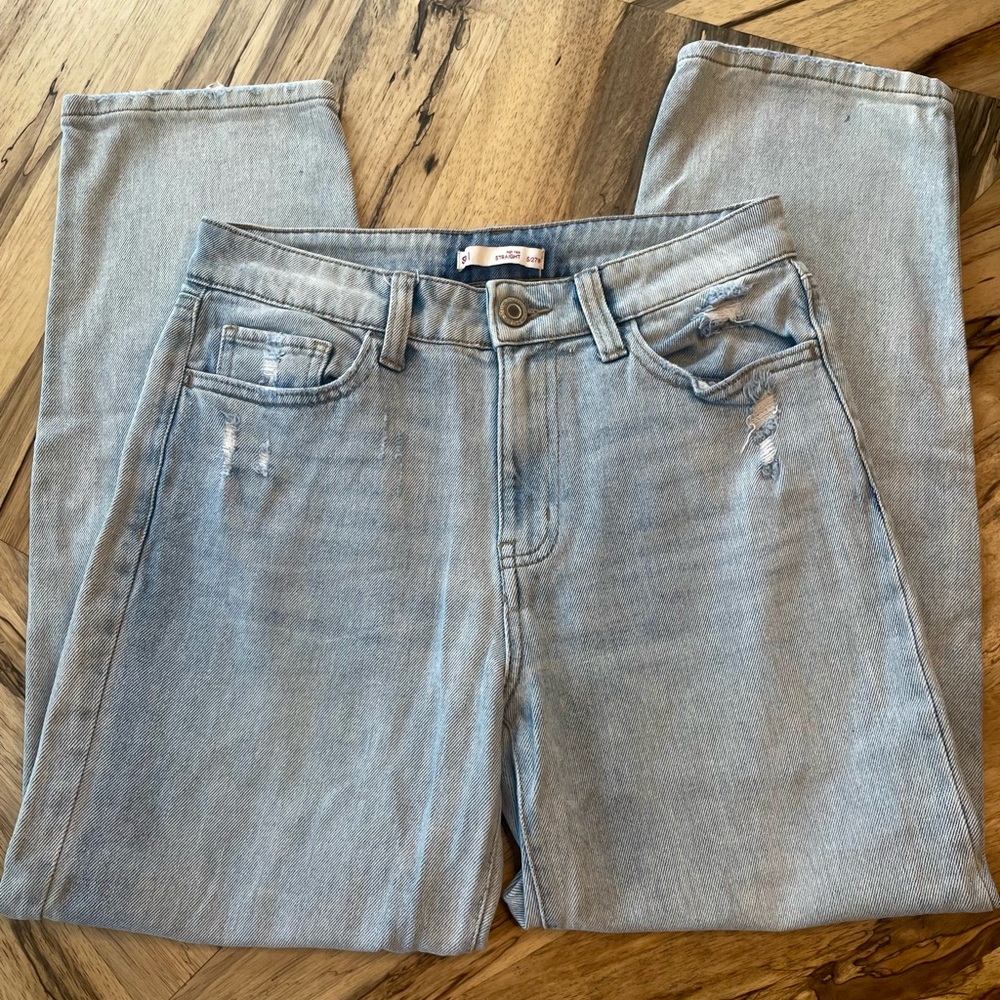 SO High Rise Light Wash Mom Jeans Women’s Size 27